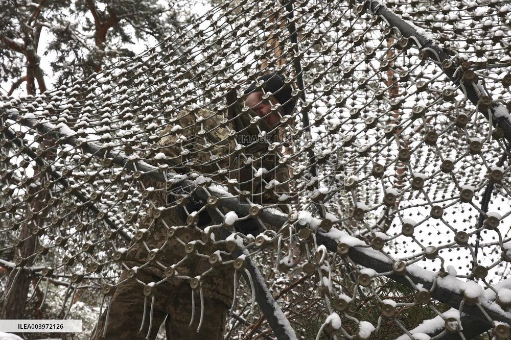 Tank crewmen defend Ukraine against Russian occupiers in Kharkiv region