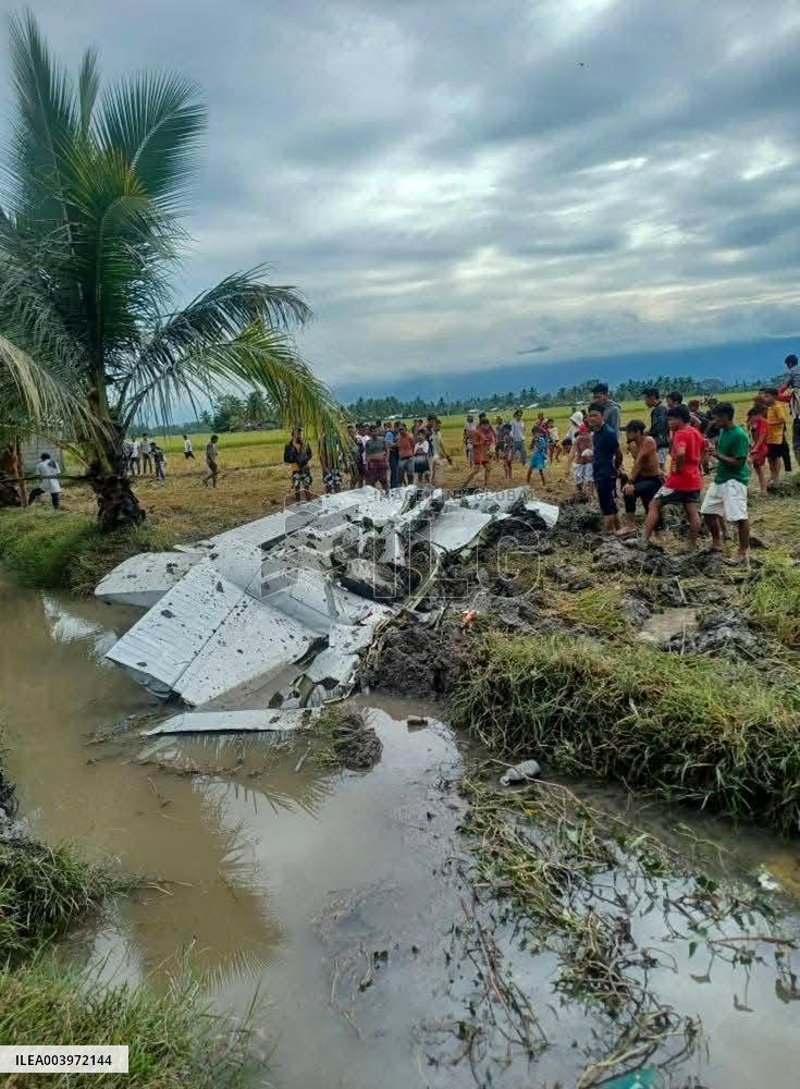 US Military-Contracted Plane Crashed Killing Four People - Philippines