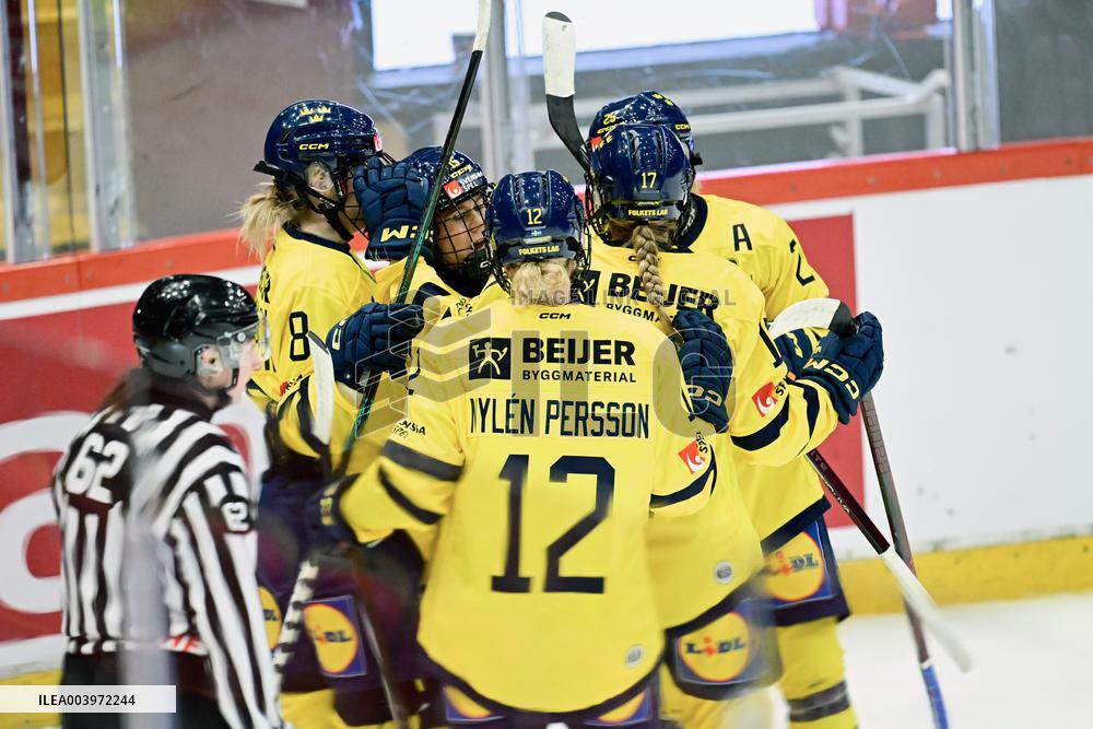 OLYMPIC QUALIFICATIONS ICE HOCKEY SWEDEN-NORWAY