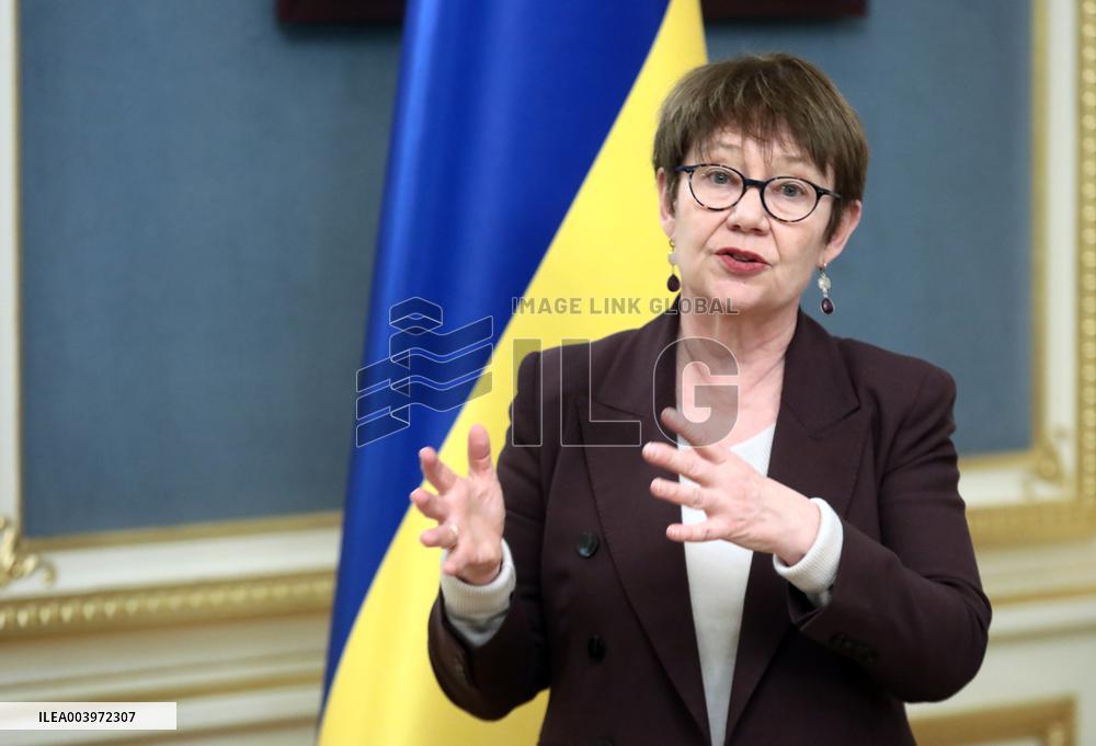 Joint briefing of Volodymyr Zelenskyy and Odile Renaud-Basso in Kyiv