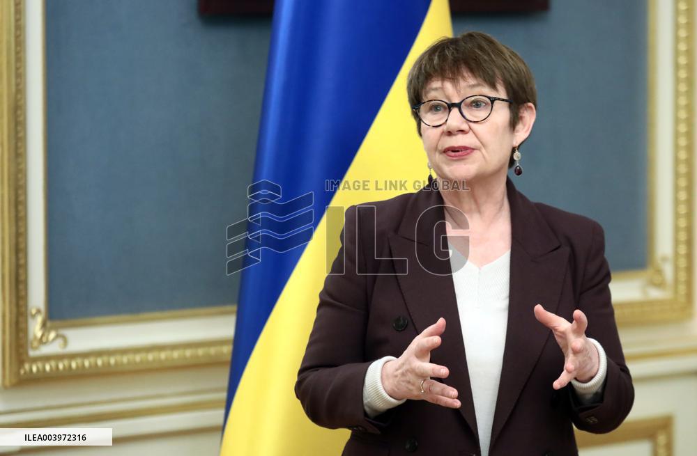 Joint briefing of Volodymyr Zelenskyy and Odile Renaud-Basso in Kyiv
