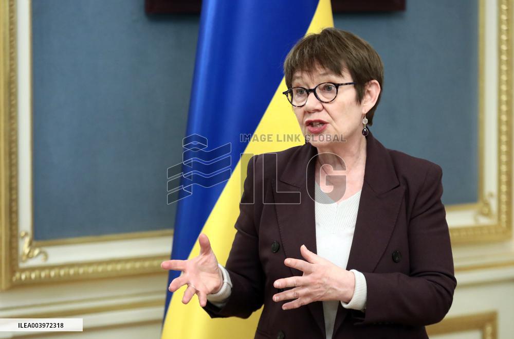 Joint briefing of Volodymyr Zelenskyy and Odile Renaud-Basso in Kyiv