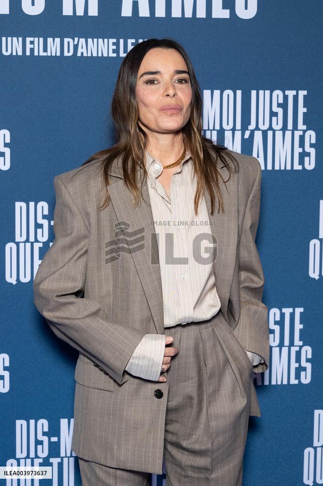 Dis Moi Juste Que Tu M Aime Paris Film Premiere