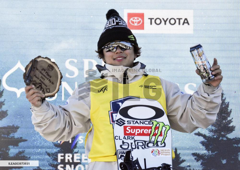 Snowboarding: World Cup in Aspen