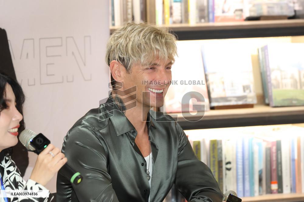 Croatian Pianist MAKSIM