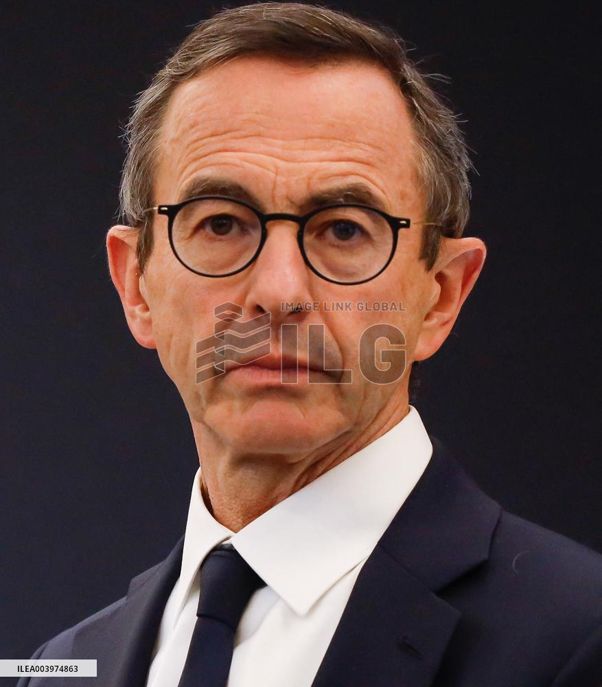 Campaign to Combat Narcobanditism and Drug Abuse - Paris