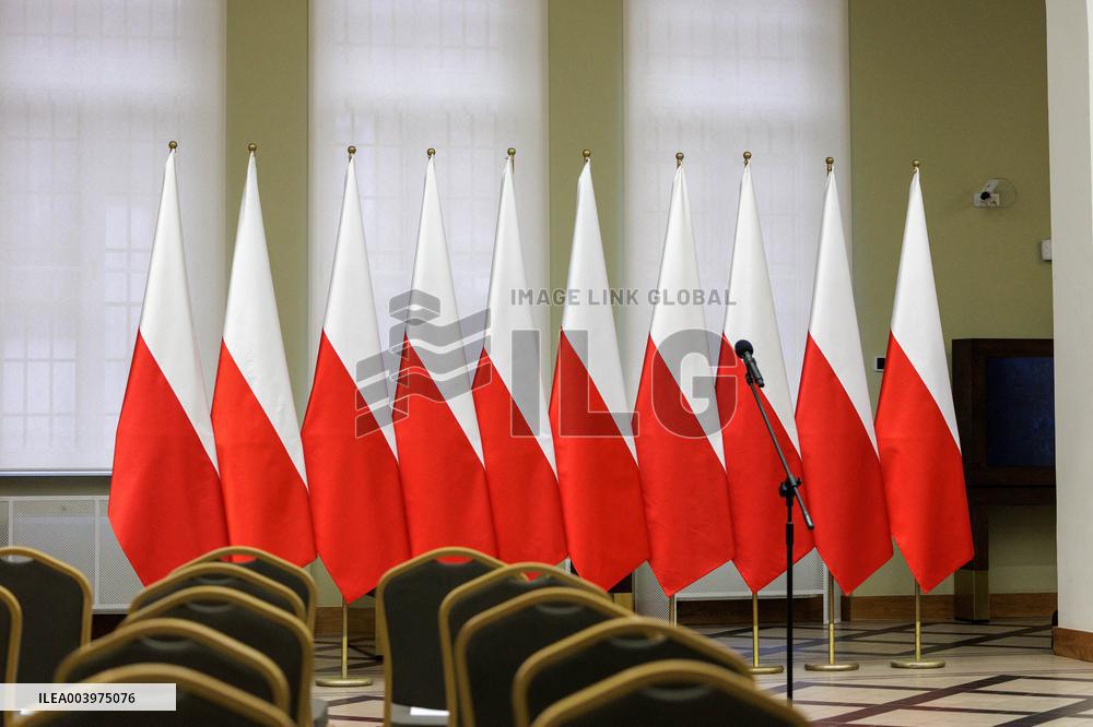Polands President Duda Awards State Decorations