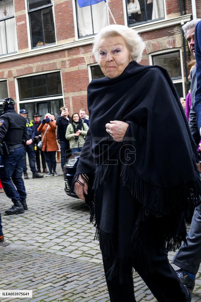 Princess Beatrix at the 450th Dies Natalis of Leiden University - NLD