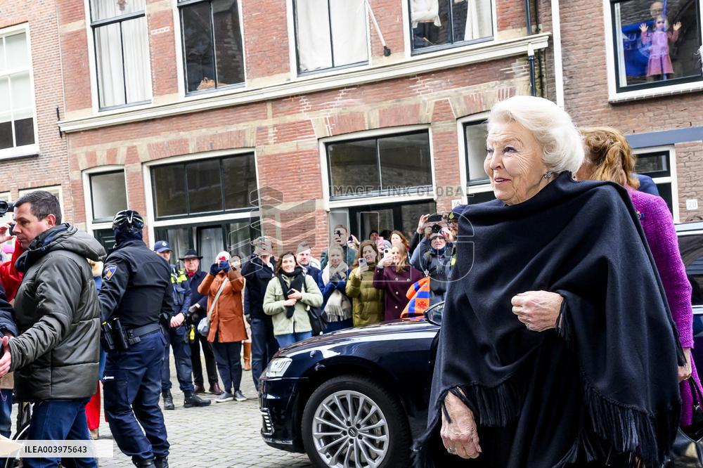 Princess Beatrix at the 450th Dies Natalis of Leiden University - NLD