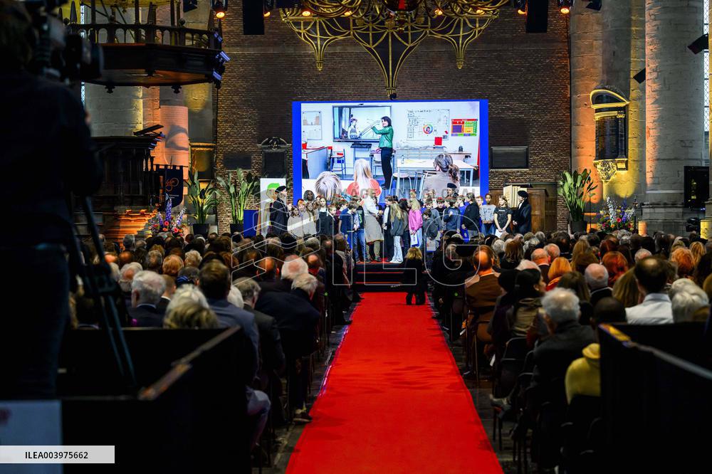 Princess Beatrix at the 450th Dies Natalis of Leiden University - NLD