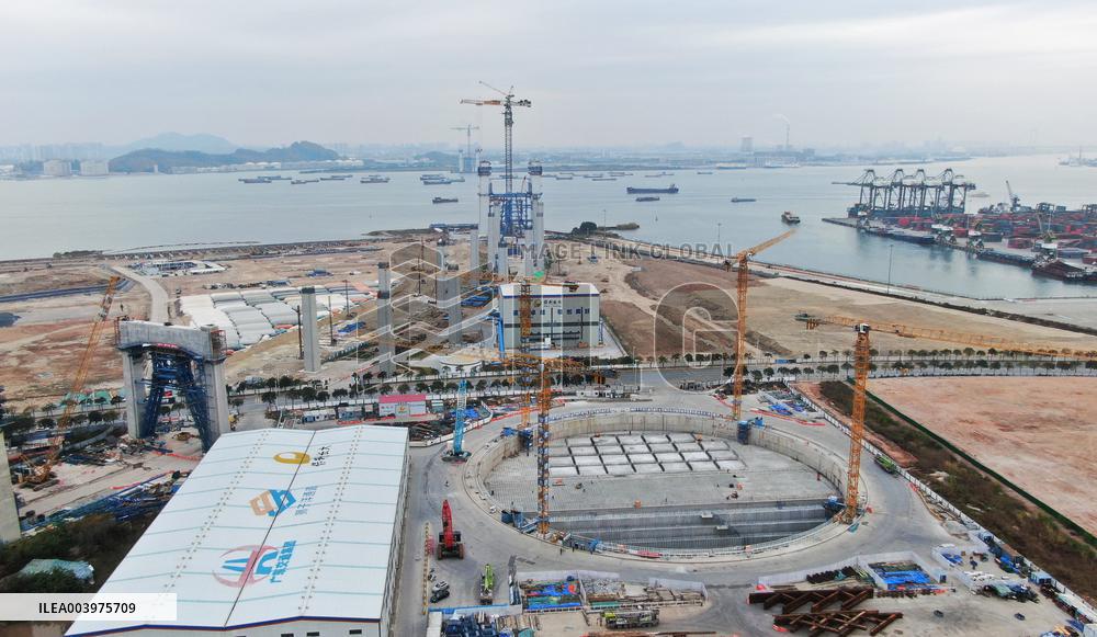 Shiziyang Grand Bridge Construction Site - China