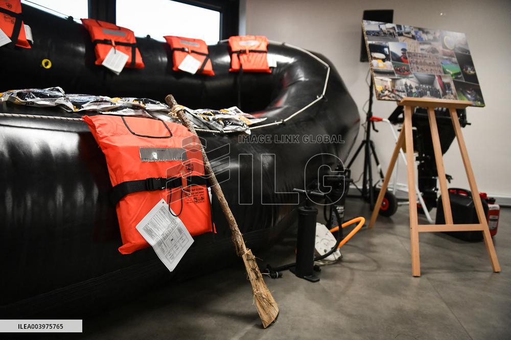 Bruno Retailleau visits premises of the Office for Combating the Smuggling of Migrants in Lognes FA