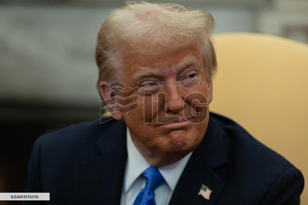 US President Donald Trump meets with Japanese Prime Minister Shigeru Ishiba