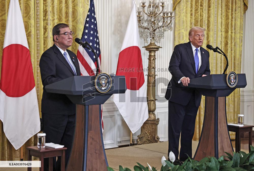 Trump and Japanese PM Ishiba Join Press Conference