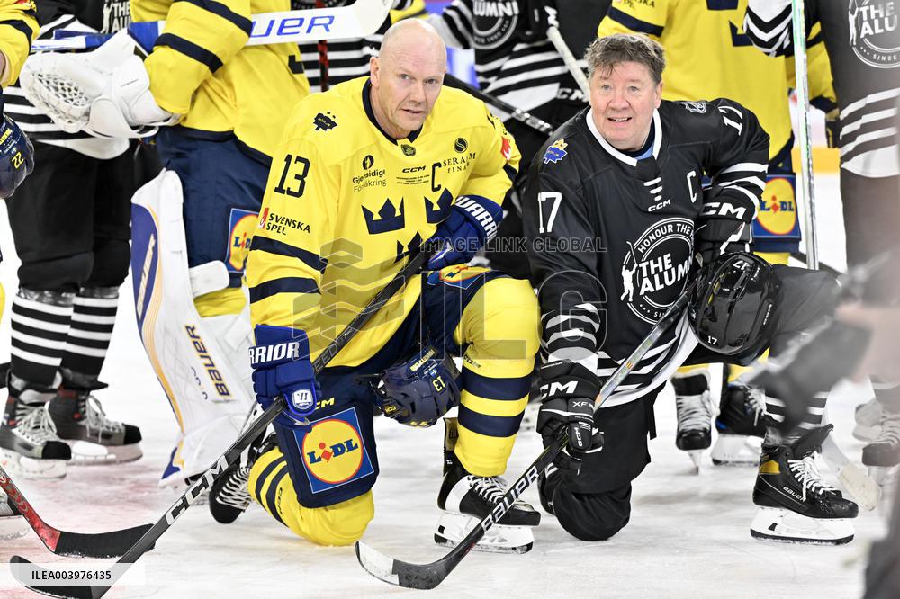 THREE CROWNS LEGENDS - NHL ALUMNI