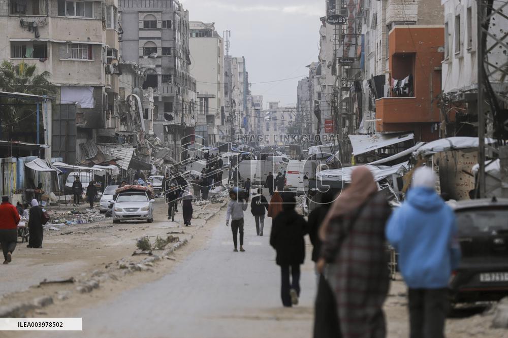 Gaza Transformed Into Rubble-Strewn Wasteland After Israeli Attacks
