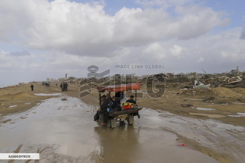 Gaza Transformed Into Rubble-Strewn Wasteland After Israeli Attacks