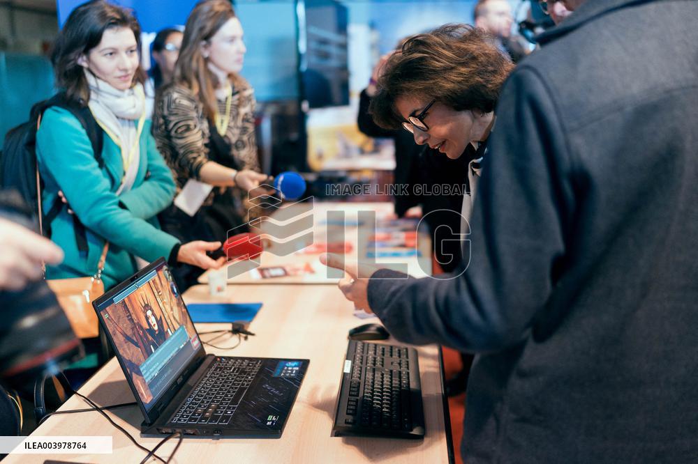Rachida Dati visit the Summit for Action on Artificial Intelligence at the BNF - Paris AJ