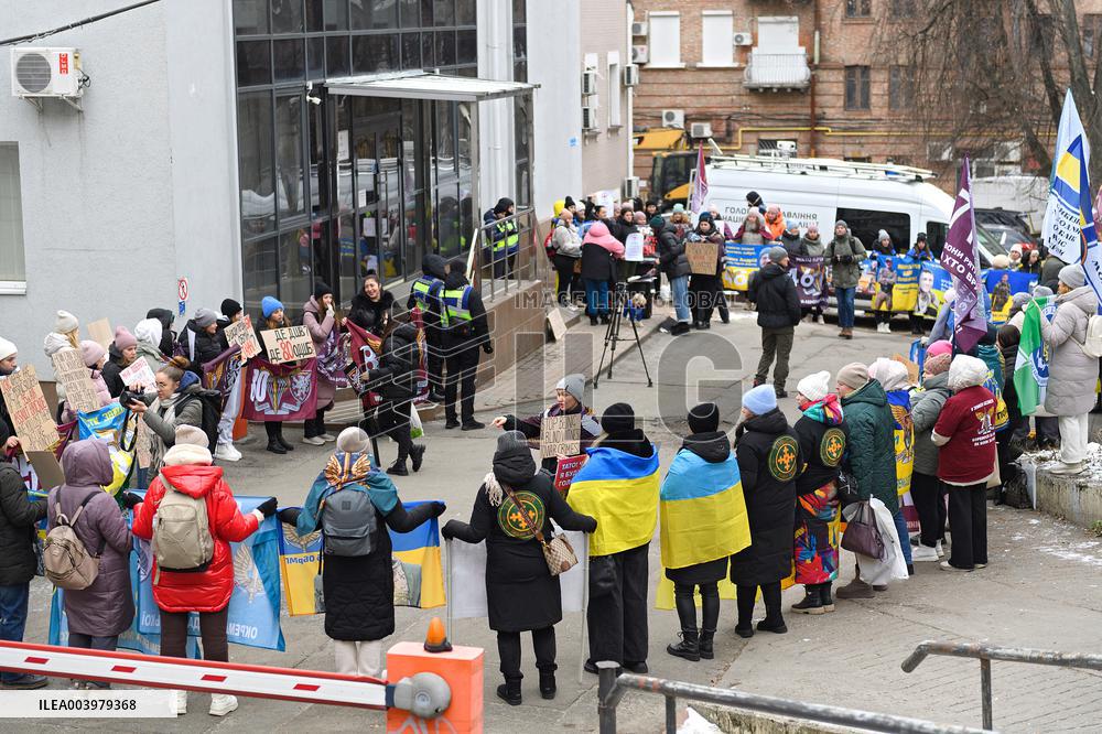 Rally outside Red Cross headquarters in Kyiv