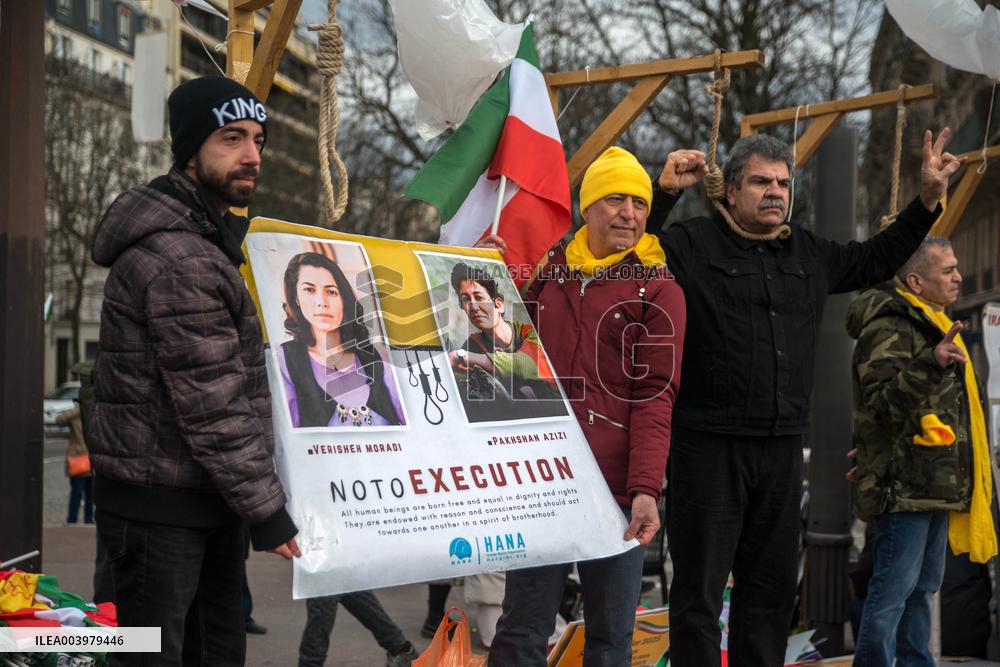 A Rally For Freedom In Iran - Paris