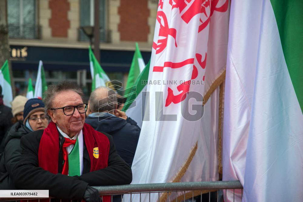 A Rally For Freedom In Iran - Paris