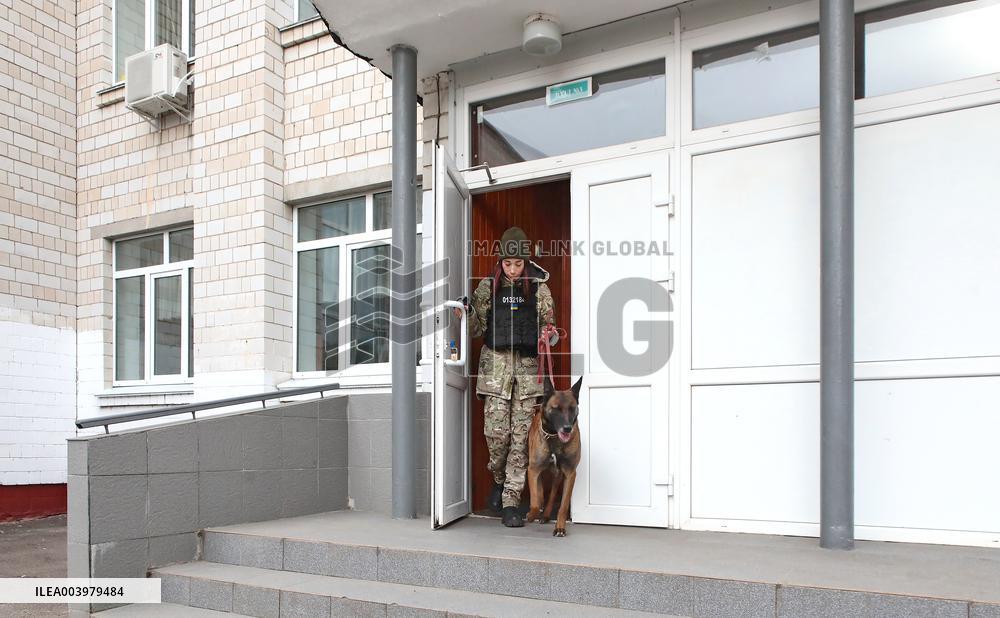 Evacuation of children and search for explosives in school of Vyshneve