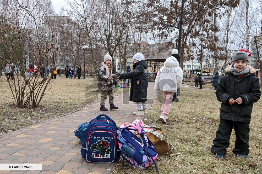 Evacuation of children and search for explosives in school of Vyshneve