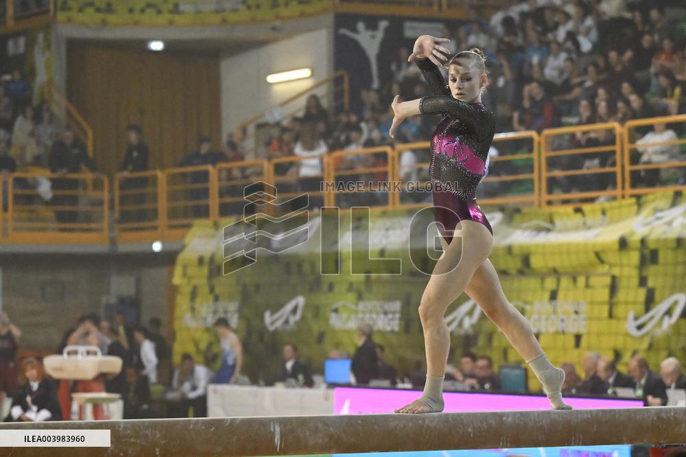 ALTRO - Ginnastica - Serie A Artistic Gymnastics