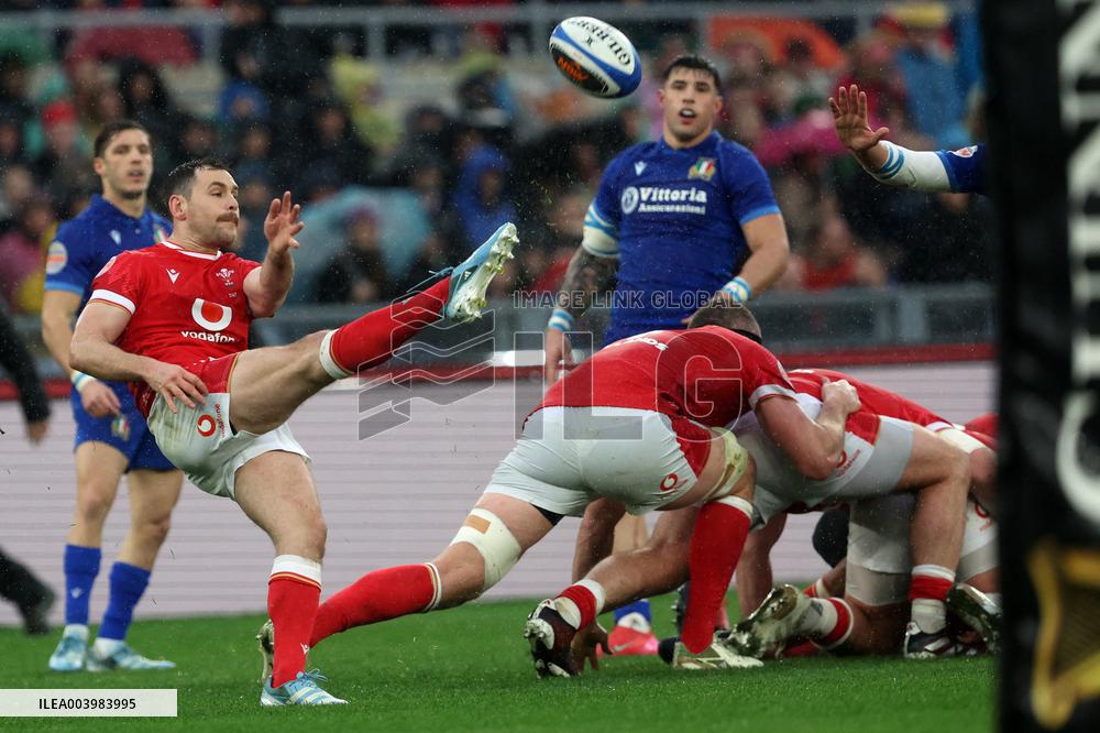 Rugby: Guinnes Six Nations 2025 - Italy vs Wales at Oympic stadium in Rome on 8th February, 2025