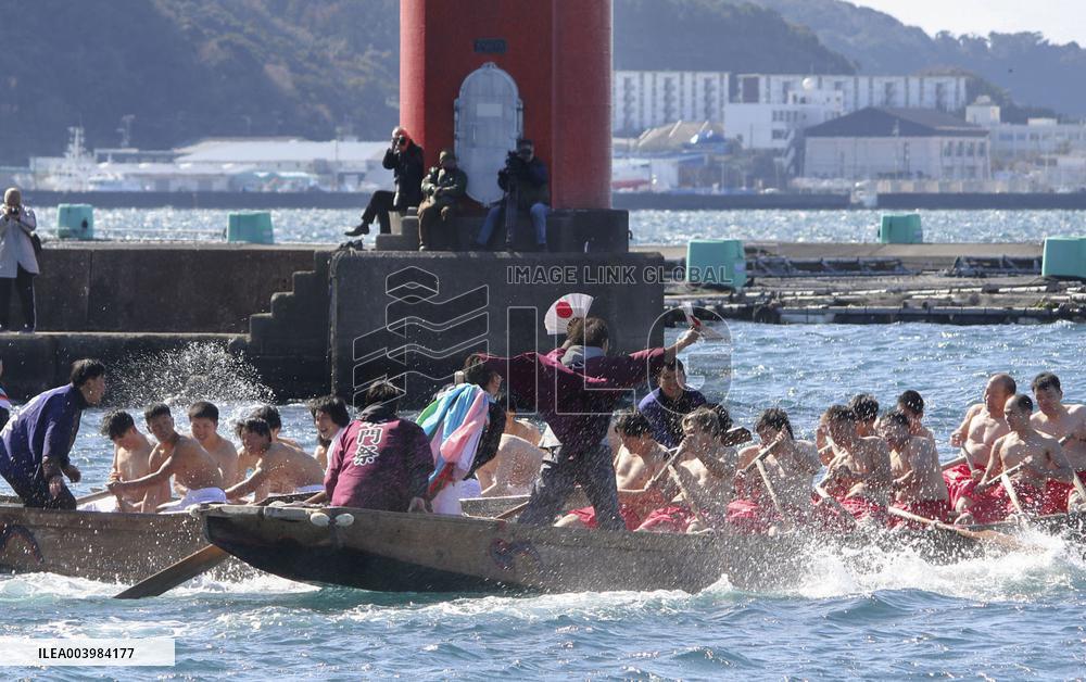 Boat-racing festival for good haul