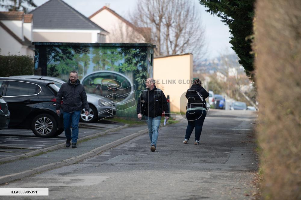 Schoolgirl Found Dead In A Wood - Essonne