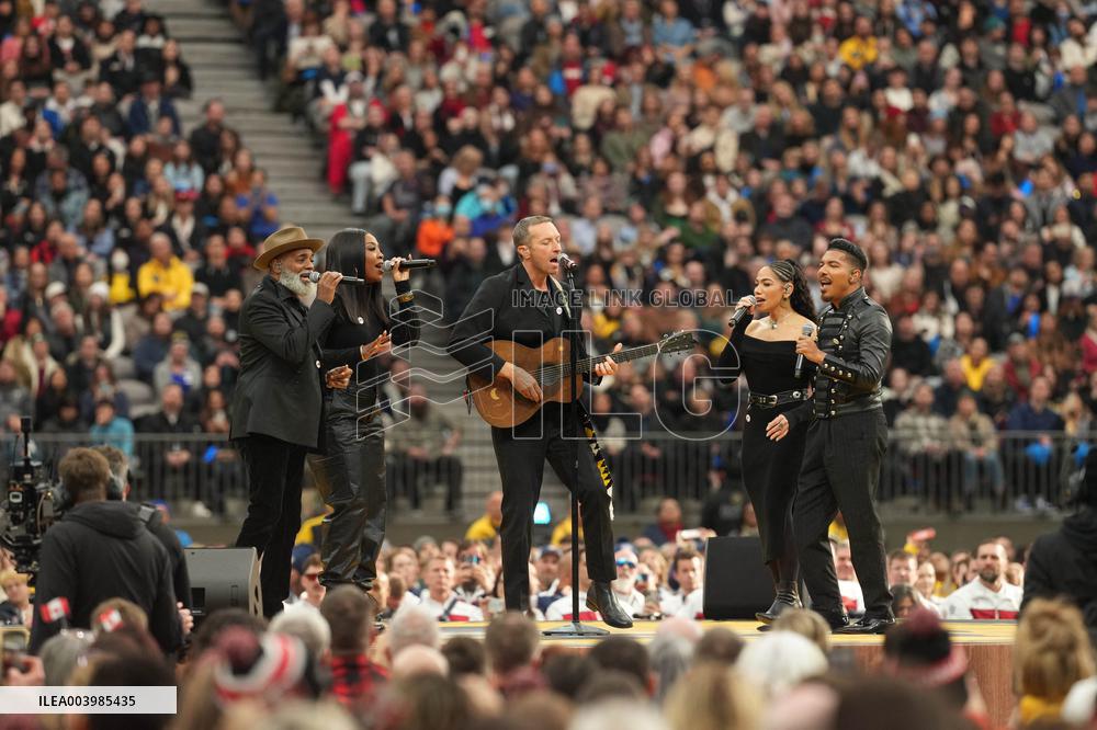 Chris Martin At Invictus Games Opening Ceremony - Vancouver