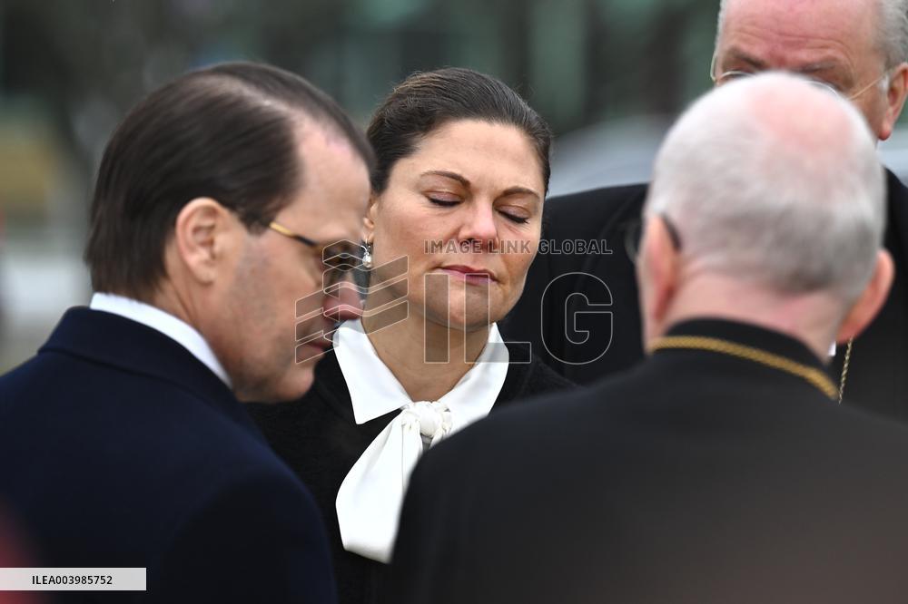 CROWN PRINCESS SCHOOL SHOOTING ÖREBRO