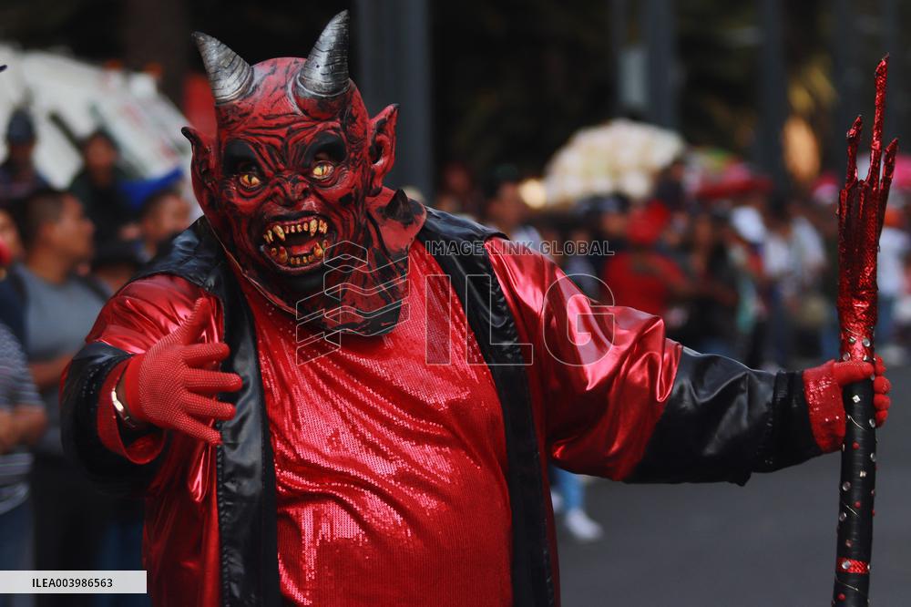 Annual Mexico City Carnival of Carnivals - Mexico