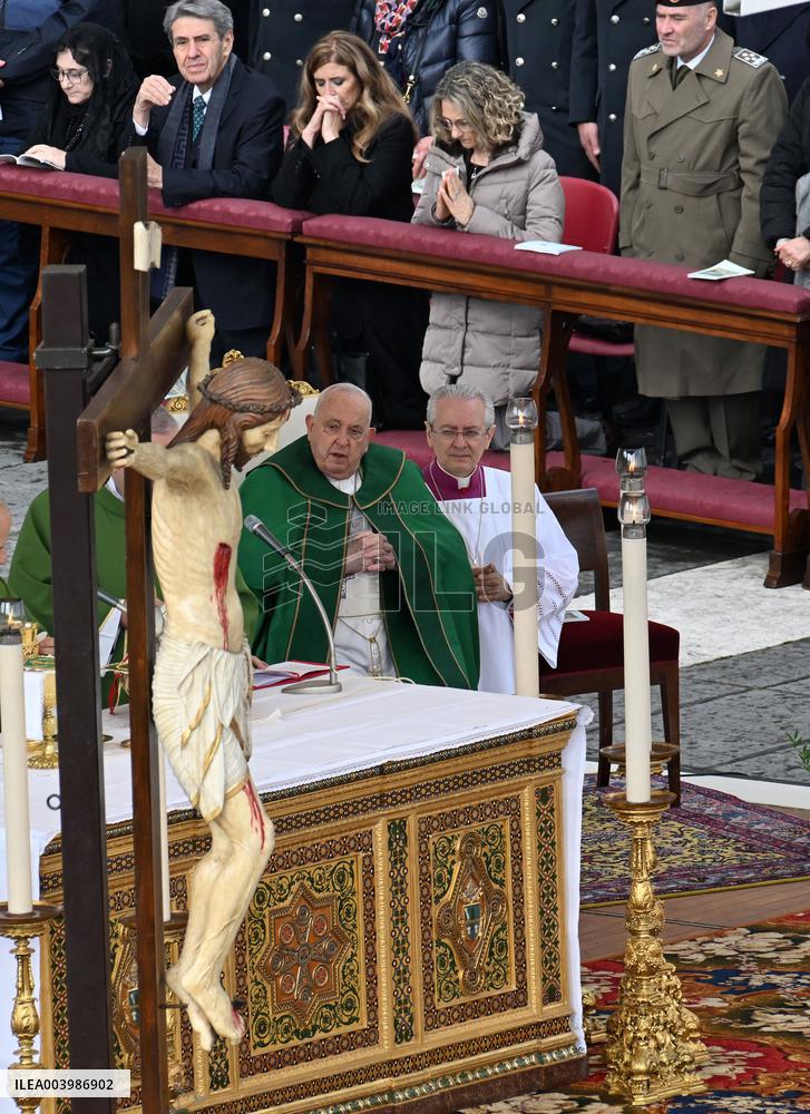 Pope Francis Leads Jubilee Mass for Armed Forces And Police - Vatican
