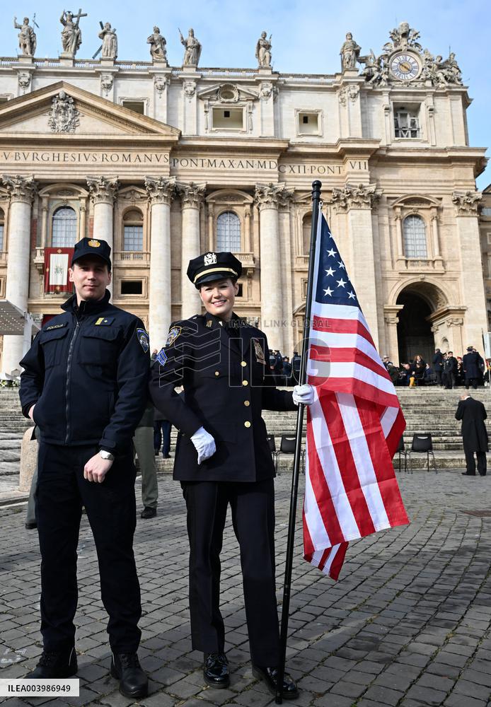 Pope Francis Leads Jubilee Mass for Armed Forces And Police - Vatican
