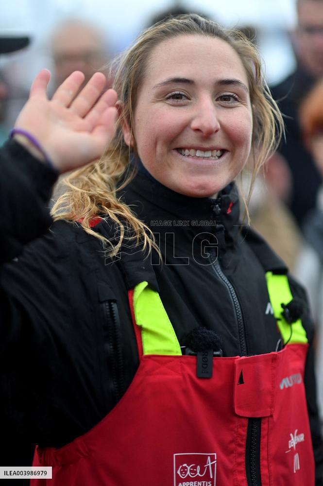 Violette Dorange, Youngest Ever Skipper Completes Vendee Globe