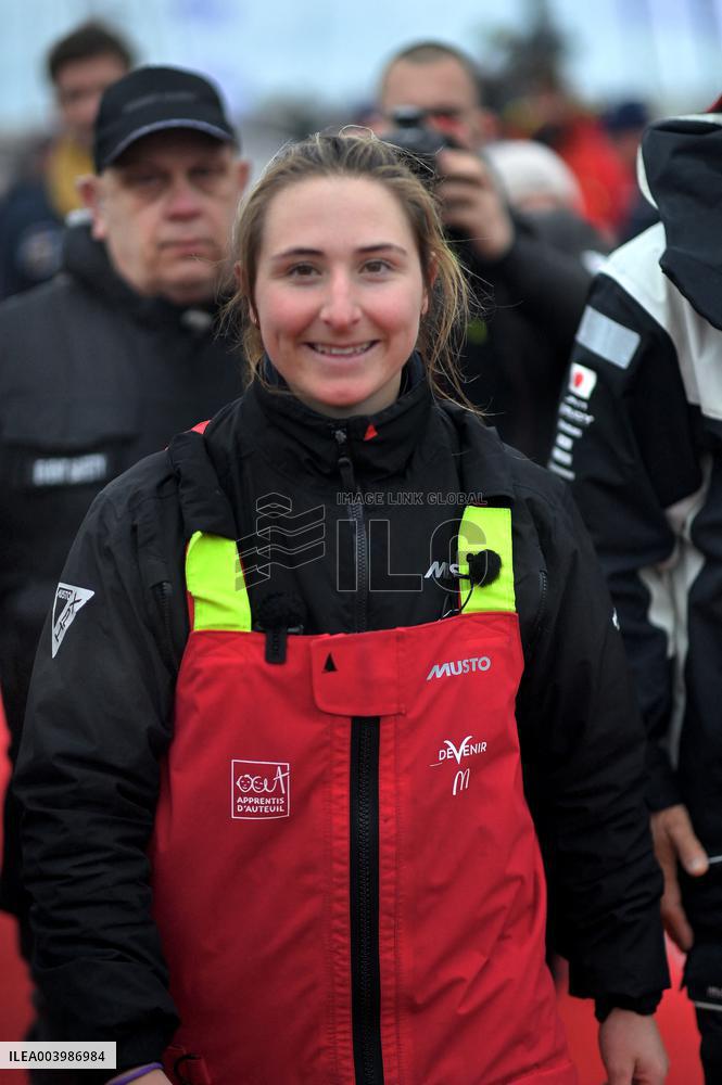 Violette Dorange, Youngest Ever Skipper Completes Vendee Globe