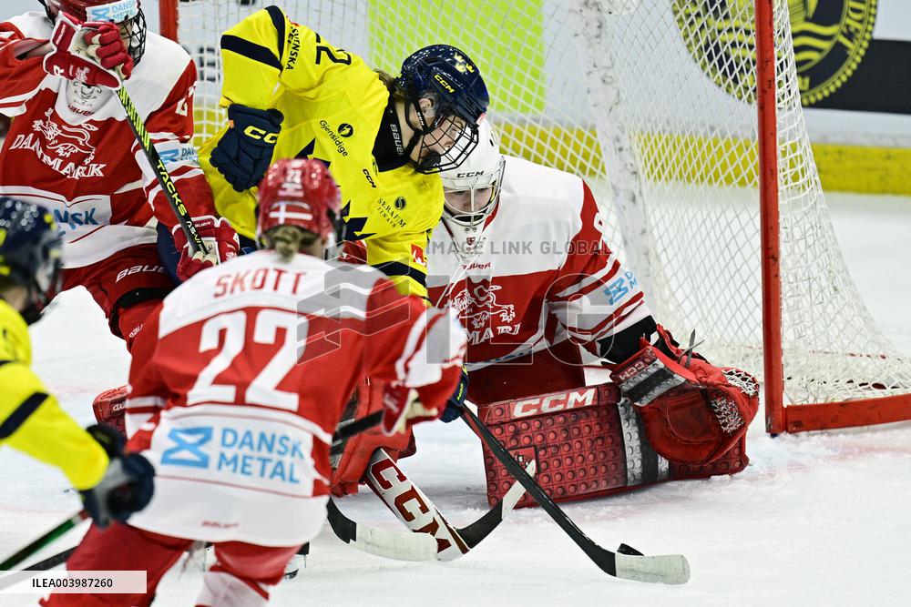 OLYMPIC QUALIFICATIONS ICE HOCKEY SWEDEN-DENMARK