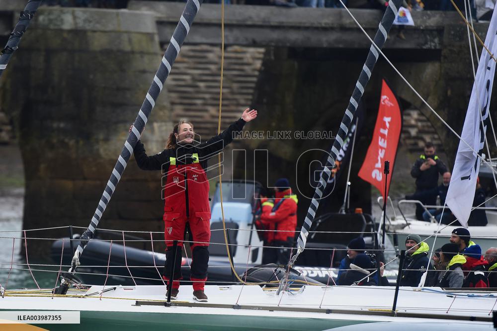 Violette Dorange, Youngest Ever Skipper Completes Vendee Globe