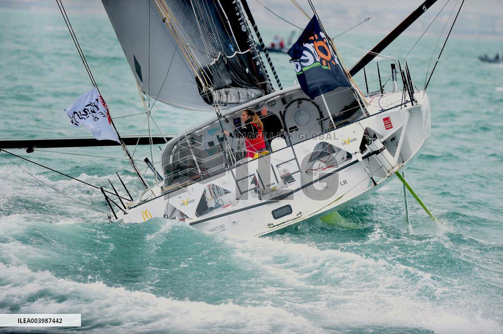 Violette Dorange, Youngest Ever Skipper Completes Vendee Globe