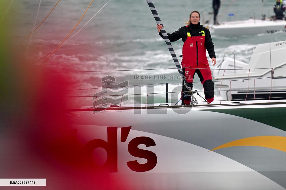 Violette Dorange, Youngest Ever Skipper Completes Vendee Globe
