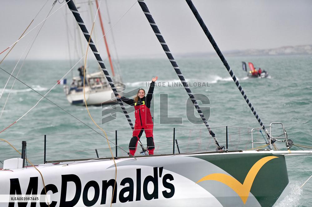 Violette Dorange, Youngest Ever Skipper Completes Vendee Globe