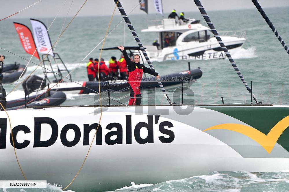 Violette Dorange, Youngest Ever Skipper Completes Vendee Globe