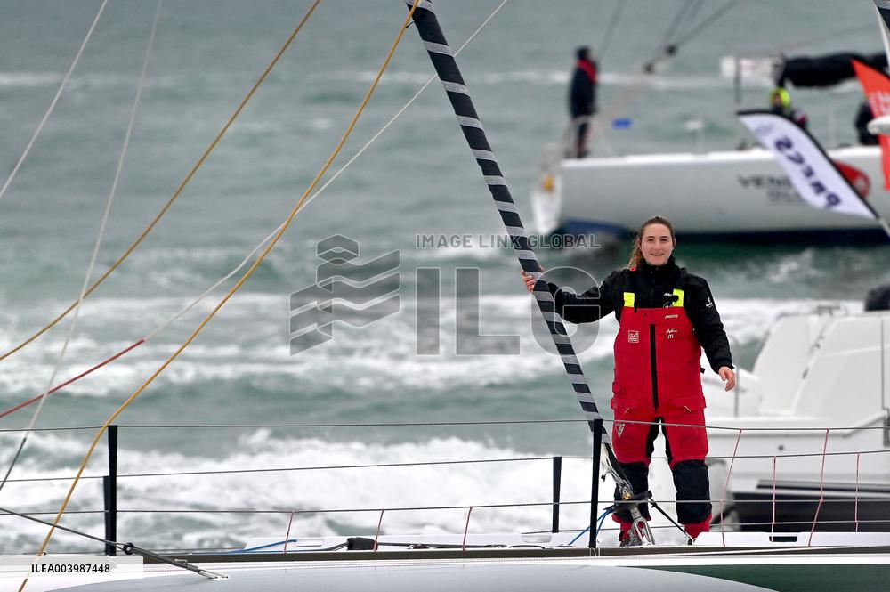 Violette Dorange, Youngest Ever Skipper Completes Vendee Globe