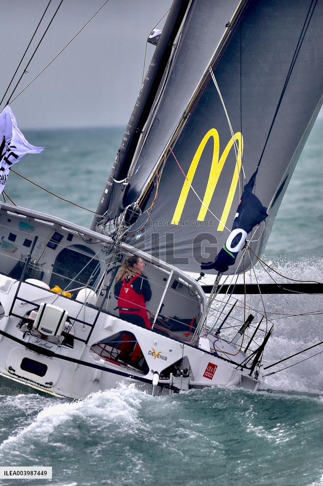 Violette Dorange, Youngest Ever Skipper Completes Vendee Globe