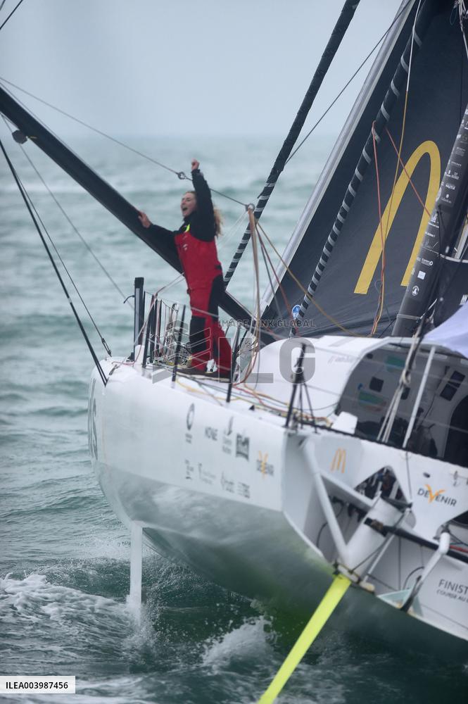 Violette Dorange, Youngest Ever Skipper Completes Vendee Globe