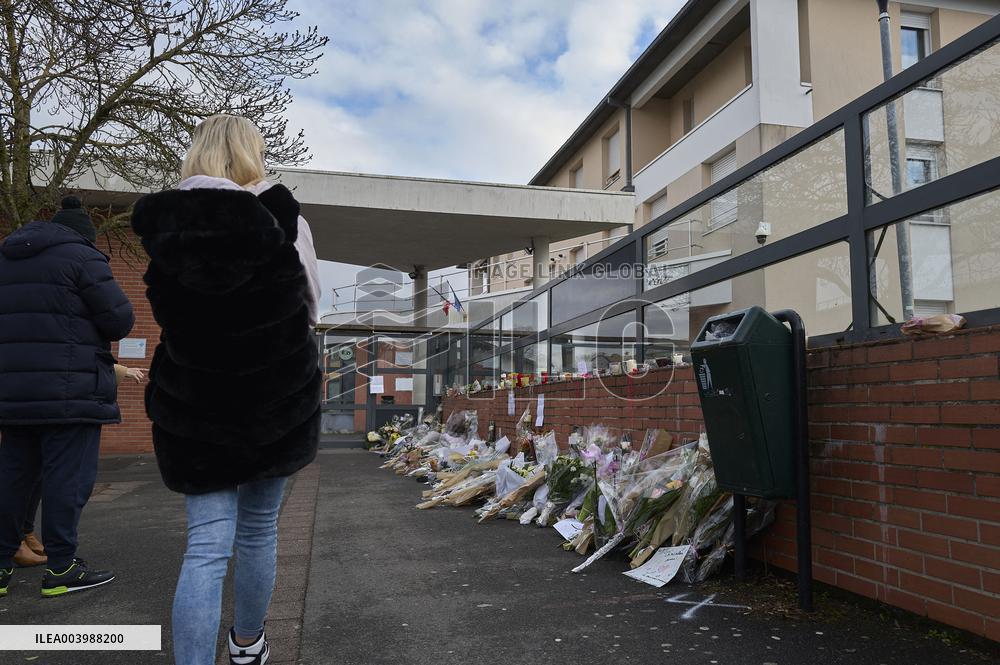 Pay Tribute To Louise, Schoolgirl Found Dead In A Wood - Essonne