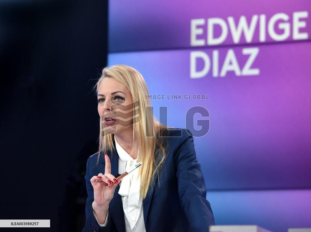 Edwige Diaz On Dimanche En Politique - Paris