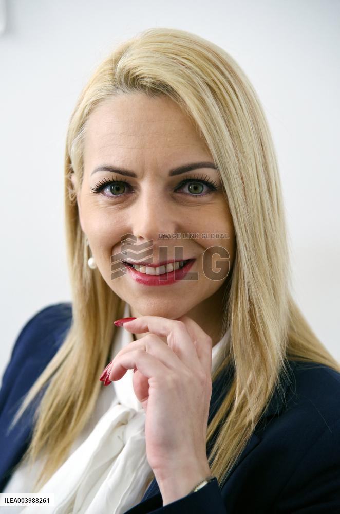 Edwige Diaz On Dimanche En Politique - Paris